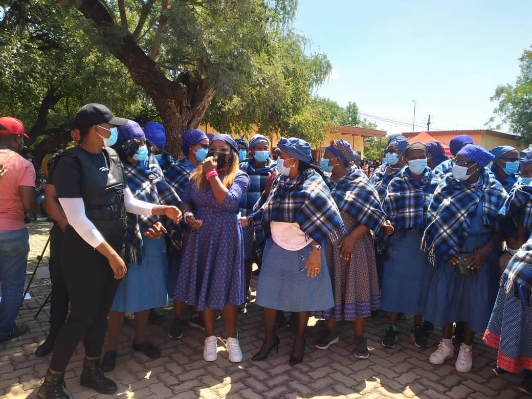 Batlokwa heartily receive queen Makhadzi